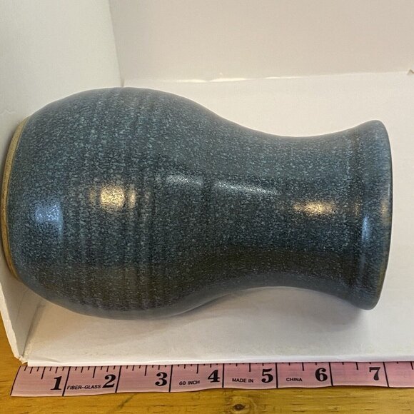 Vintage Studio Art Pottery Vase 7” Handmade Prinknash England - Picture 6 of 7